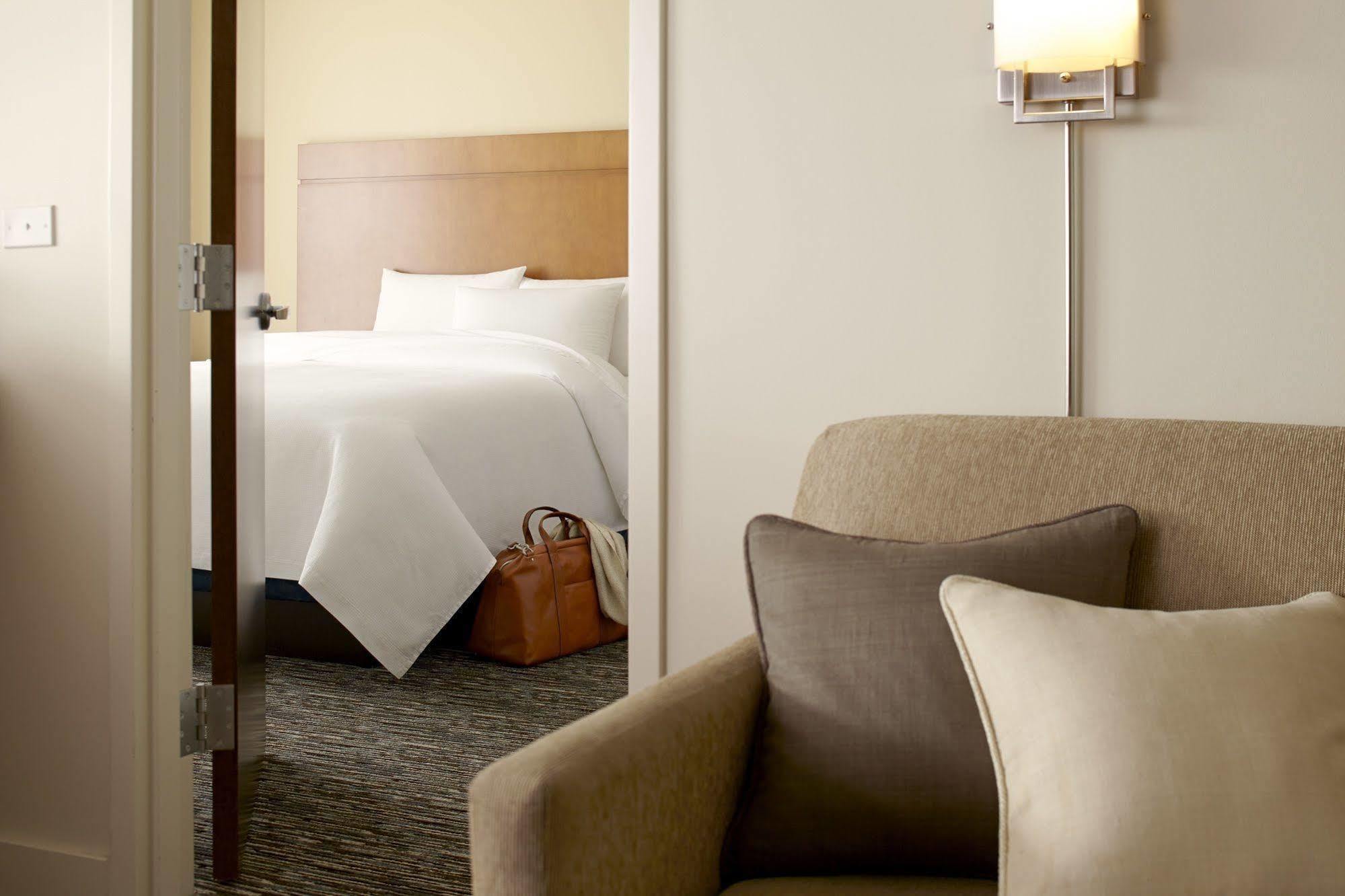מלון Hyatt House שלטון מראה חיצוני תמונה